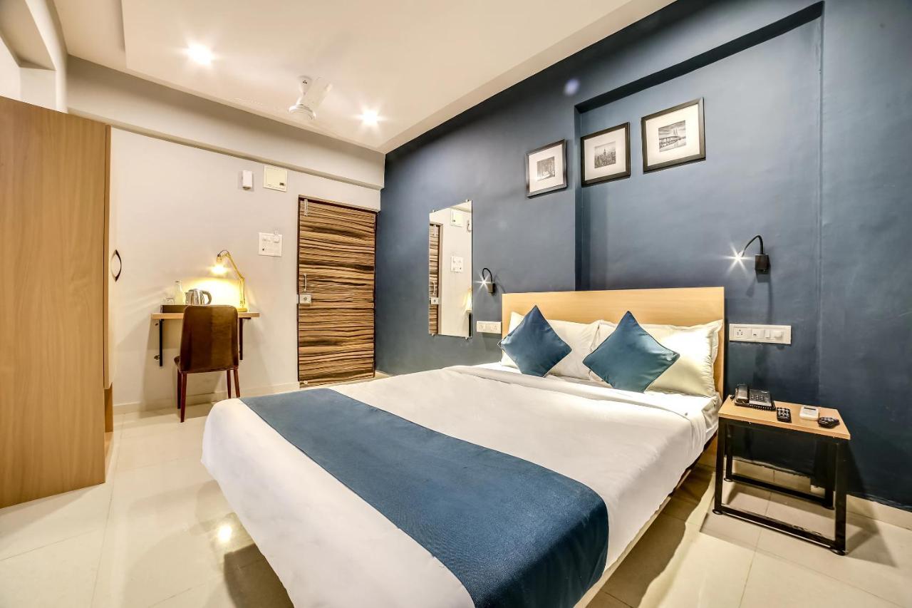 Hotel Bhumi World Bhiwandi 외부 사진